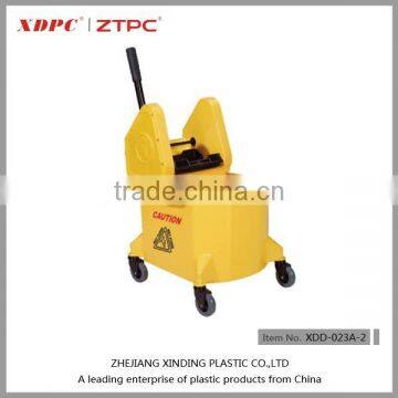 30L PP mop bucket with wringer