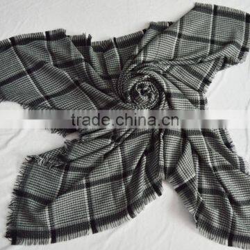 New Arrival Square Wholesale Factory Europe Lady Plaid Checked Pashmina Shawl 100%acrylic photo-5