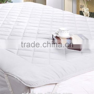 Top Selling White Color Breathable Hypoallergenic High Quality Quilted Mattress Protector