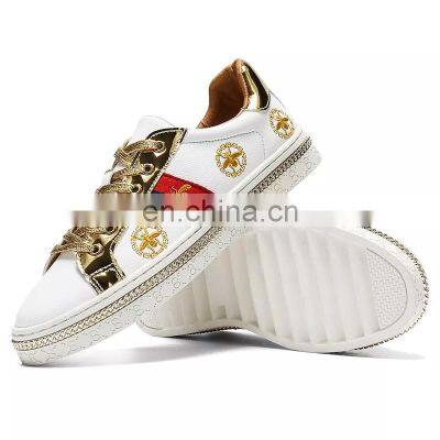 Wholesale Men and Women Casual Small White Sports Skateboard Shoes Bee Sports Shoes Jogging Shoes 36-44 photo-2