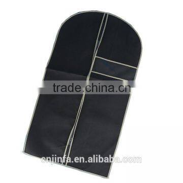 garment bag with pockets