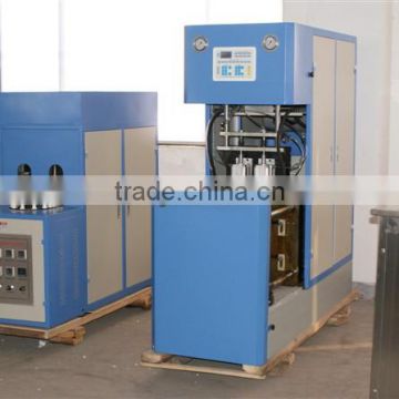 Semi-automatic PET bottle manufacturing machine