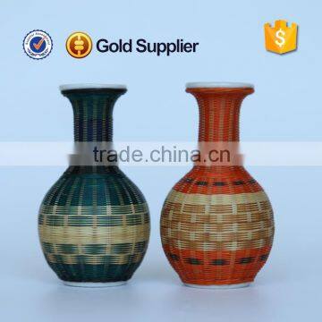 2016 unique style mini ceramic bottle with bamboo cover