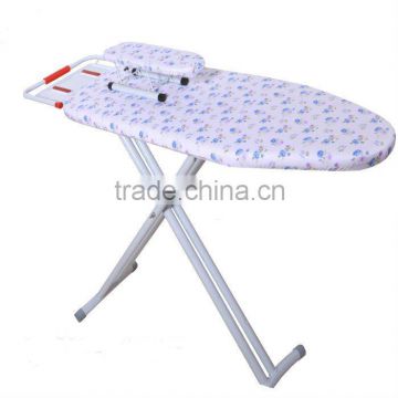 Four legs metal stable ironing board