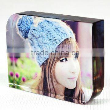 Color-printing crystal photo frame