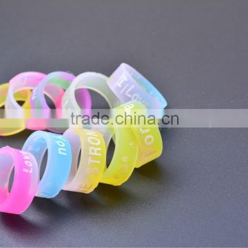 High Quality Embossed Silicone Rubber Wedding Rings