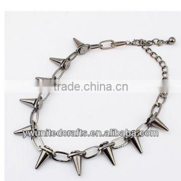 Hot sale factory supply punk rivet necklace