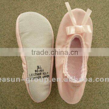 Ballet shoes for girls ballet style shoes in new design (dancing shoes)