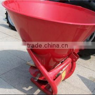 tractot fertilizer spreader