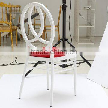 White Colour Chair and Red Cushion Set With Garden Furniture Outdoor photo-2