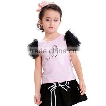 fashion design short sleeve girl's pink t-shirt with heart-shaped