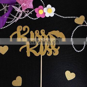 New Arrival 'Kiss Kiss' Wedding Cake Topper Birthday Party Cake Decorations