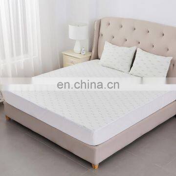 Bamboo Jacquard Polyester Fabric Waterproof Mattress Cover photo-3
