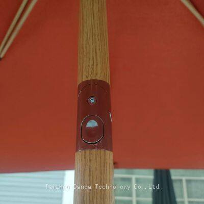 2025 Season New Arrive 2.1*2.1M Heavy Duty Aluminum Outdoor Umbrella Hand Push Parasol Waterproof Frame With Wooden Looking photo-2