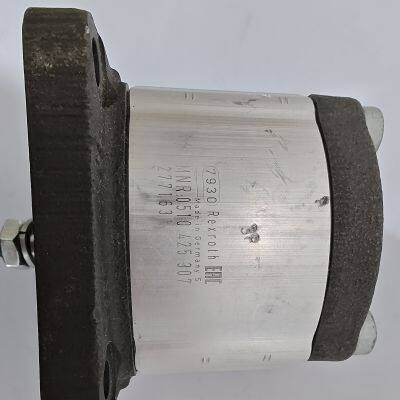 Parker Hydraulic Internal Gear Pump PGP517B0330CD1H3NP4P2C-517A023 photo-3