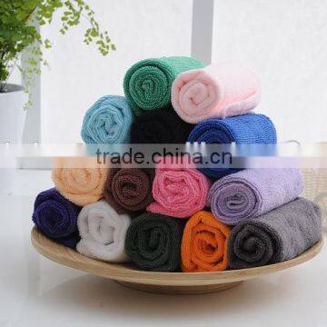 250gsm 14" X 14" High Absorbent Polyester Microfiber Cleaning Towel / Square Towel