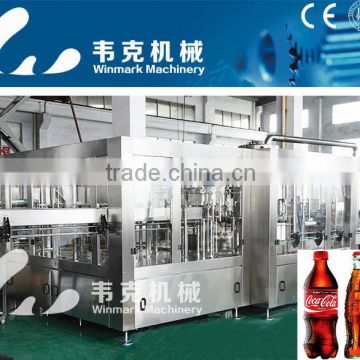 Automatic carbonated soft drink bottling machine