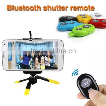 Trending Hot Wireless Bluetooh Remote Contrlol Shutter for ios&Android