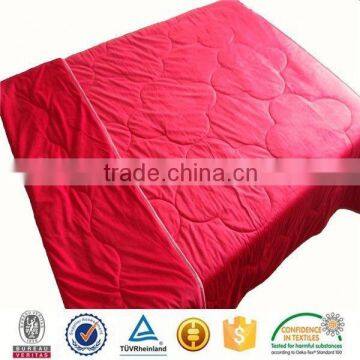 China Supplier 100%polyester Velboa Camel Quilt photo-4