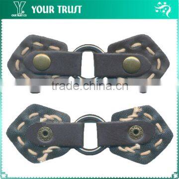 Chroco PU Leather Ivory Cording Thread Gunmetal Ring Coat Leather Toggle Buttons