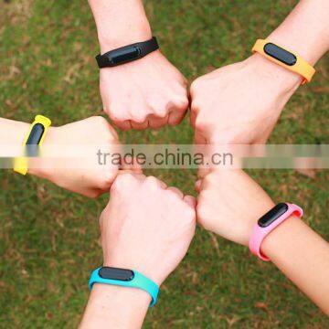 2016 new high quality cheap OLED screen water proof IP67 heart rate smart bracelet watch pedometer fitness tracker