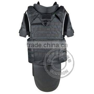 Ballistic vest with quick release system