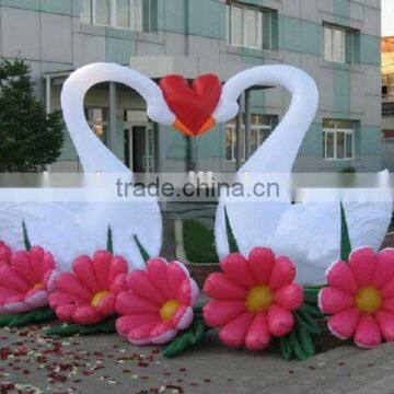 Wedding Inflatable White Swan Arch with Flower Decoration Wedding Arch