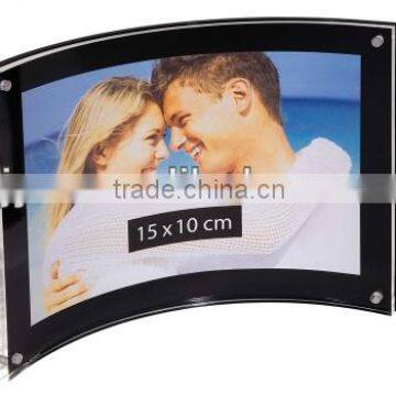 Desk top Picture Frame with magnetic closure