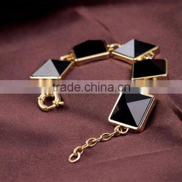 China Wholesale Big Square Resin Diamond Gold Bracelet Model photo-6
