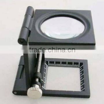 9005C folding loupe magnifier with zinc alloy black frame ,8x optical glass, with calibration and finger