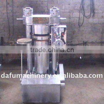 Finely processed oil expeller(hydraulic)