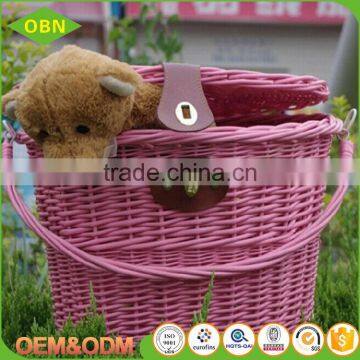 China Custom Handmade Removable Pink New Wicker Rattan Bicycle Basket With Lid