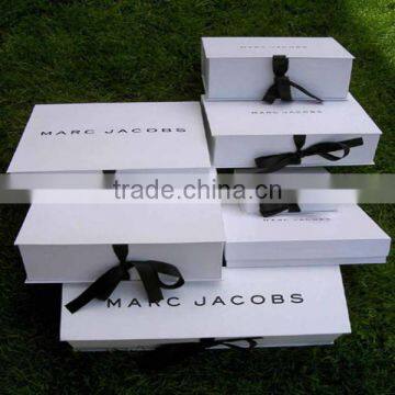 USA Big Brand Clothes Apparel Packaging Folding Cosmetic Storage Nice Looking