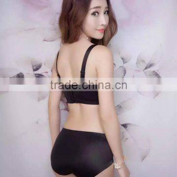 Woman Beautiful Sexy Bra and Panty New Design photo-5