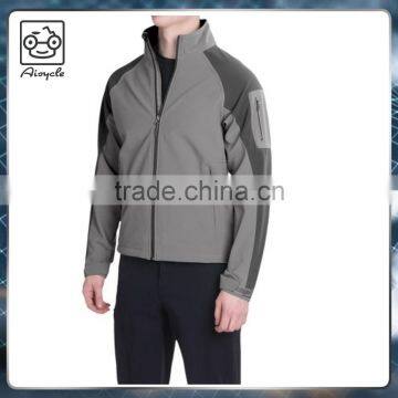 Wind and water resistant fully breathable jacket with lots of pockets