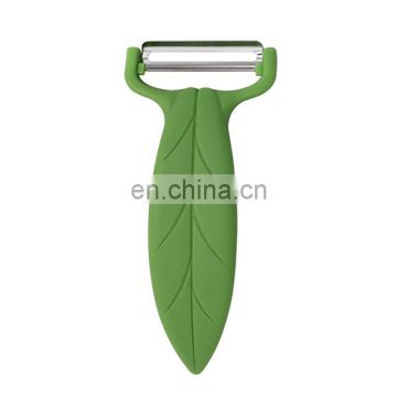 Kitchen Accessories Leaf Shape Fruit Vegetable Potato Peeler with Plastic Handle