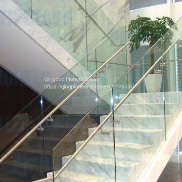 Stair railing glass