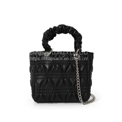 The new fashionable French pleated hand-held small square bag exquisite versatile one-shoulder chain bag