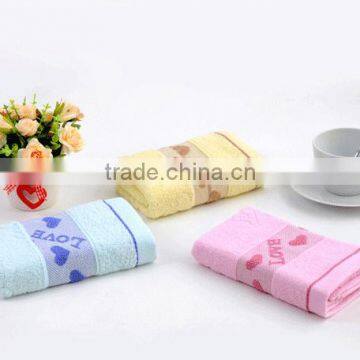 Cheap 100% Cotton LOVE Heart Jacquard Design Towel Cheap Wholesale Hand Towels photo-2