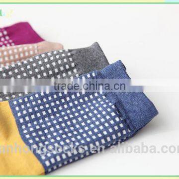 Design Young Girls Tube Socks Woman Cotton Socks Wholesale