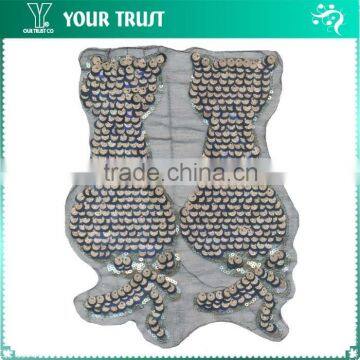 Gold Black Yellow Falling In Love Cats Sequin Applique Patches