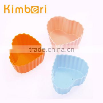 Eco-friendly microwave silicone heart shape cup cake