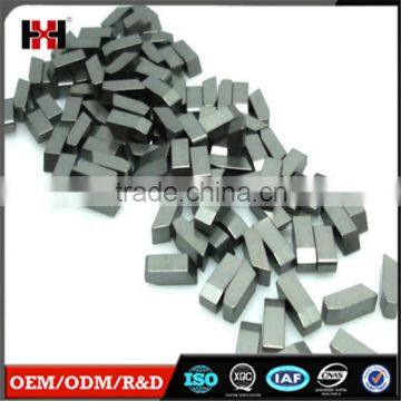 Wholesale 2016 new Factory offer customized wear resistance tungsten carbide saw tips for saw blade sharping machines