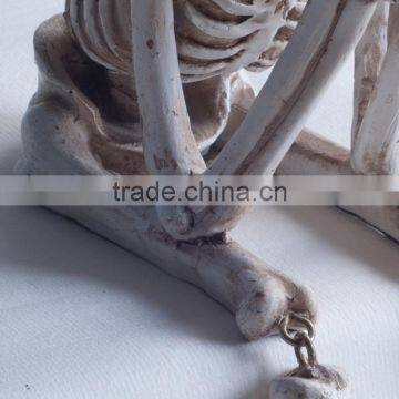 Decorative Artificial Geek Resin Skeleton Figurine photo-5