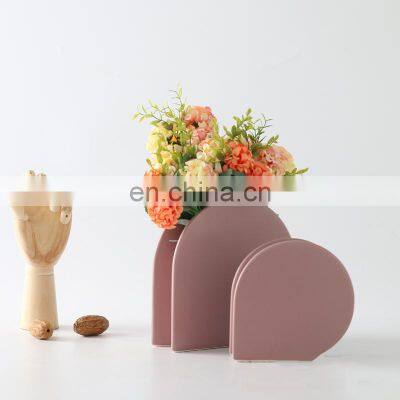 Nordic ceramic decoration of the morandi color flower vase