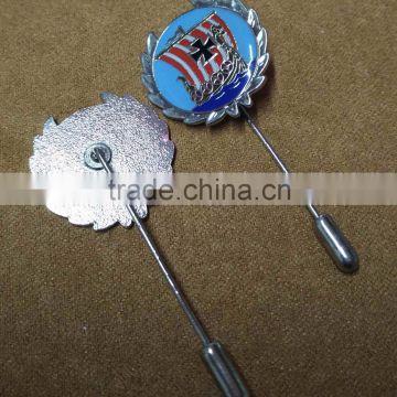 long needle lapel pin 3D wreath lapel pin manufacturers china custom lapel pin