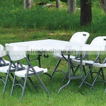 Foldable Outdoor Plastic Dining Table