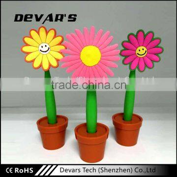 Wholesale cartoon plastic flower shape thick ballpoint pen for promotion