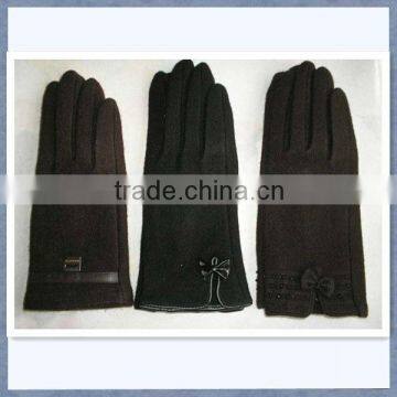 beige cashmere gloves for women