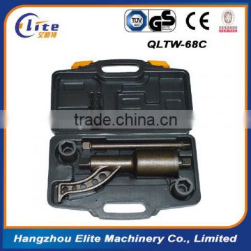 QLTW--68 labor saving wrench repair tool with two sockets for truck